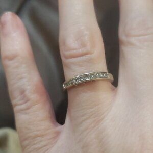 Vintage 14k White Gold 11 Channel Set  Diamond Ring With Six Hearts Size 6.5